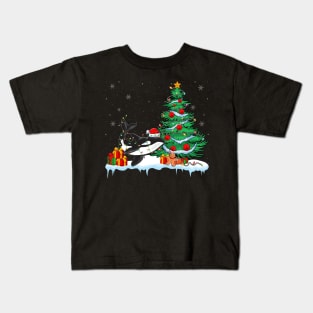 Orca Lover Christmas - Orca Wearing Santa Hat Kids T-Shirt